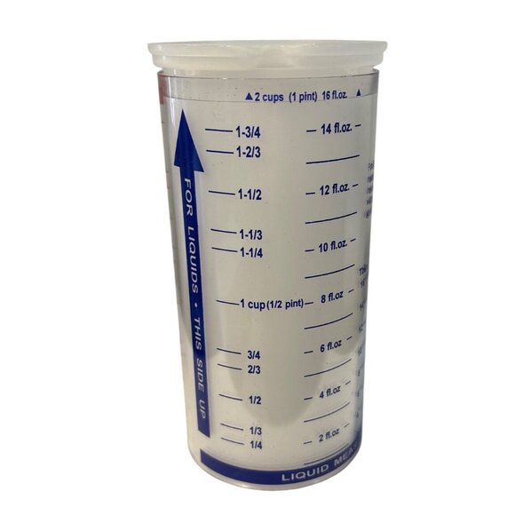 Pampered Chef 2-Cup Adjustable Measuring Cup For Dry & Liquid Ingredients - Picture 1 of 7